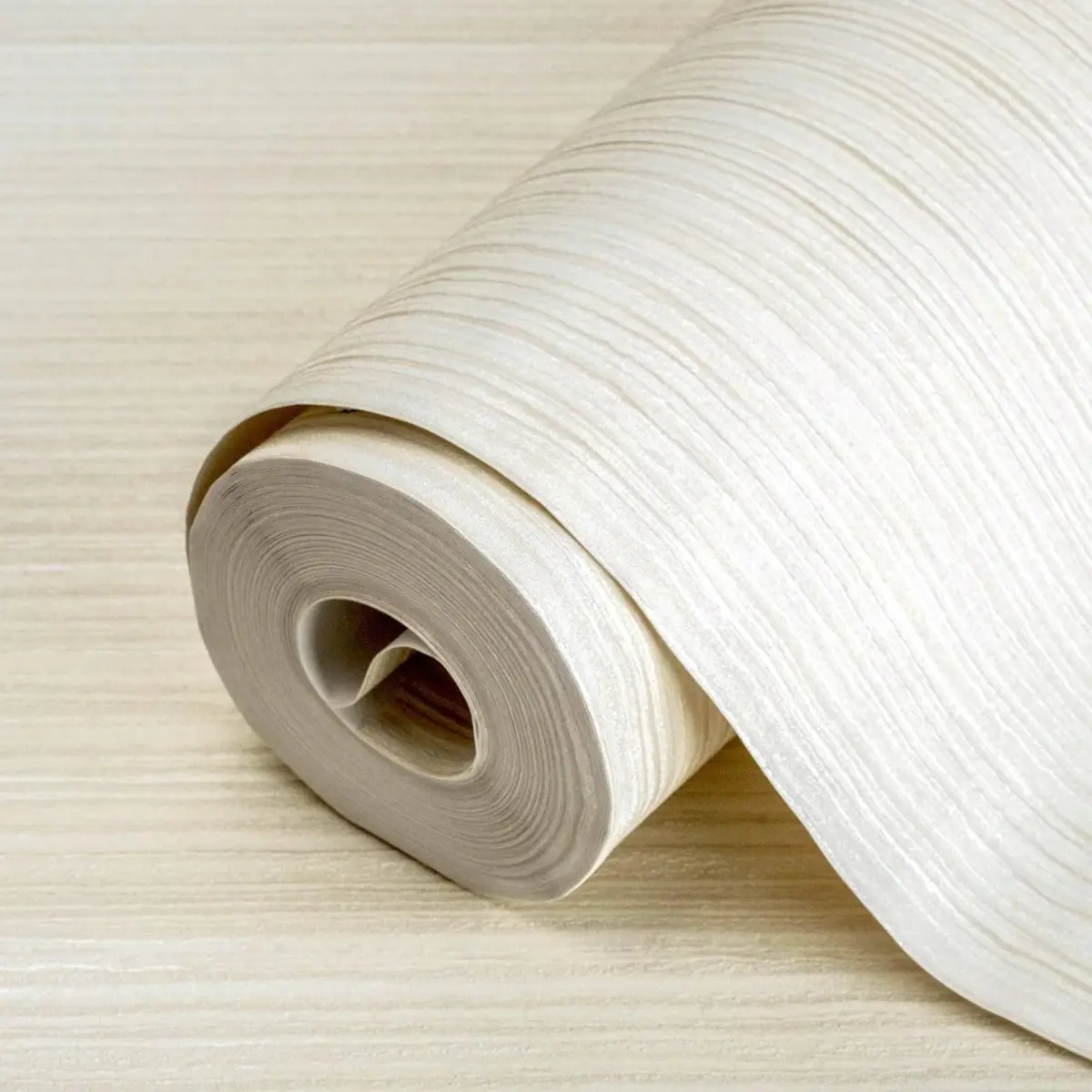 Striped Plain Wallpaper Light White Code 9904-1 - Image 1