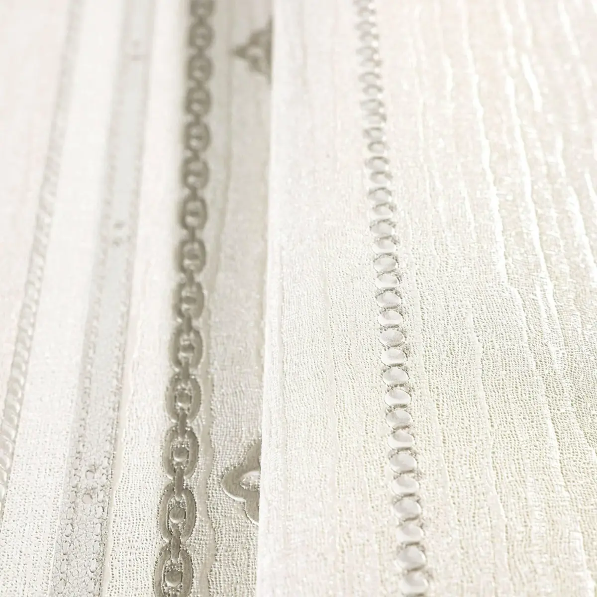 Classical Striped Wallpaper White Code 1309-1 - Image 3
